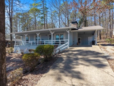 New listing, priced to sell! This recently remodeled, 3-bedroom on DeSoto Golf Course in Arkansas - for sale on GolfHomes.com, golf home, golf lot