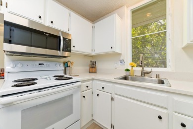 Ocean View 2 Bed, 2 Bath Condo located in Keauhou Escape to a on  in Hawaii - for sale on GolfHomes.com, golf home, golf lot