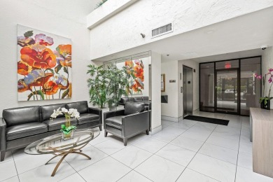 Best deal in The Glens. Beautiful two bedroom condo at the Glens on The Country Club At Boca Raton in Florida - for sale on GolfHomes.com, golf home, golf lot