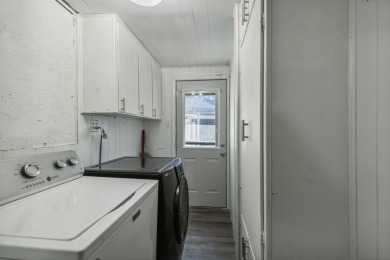 !MOTIVATED SELLER! Make us an offer on this Darling 1944 on Stevens Park Golf Course in Texas - for sale on GolfHomes.com, golf home, golf lot