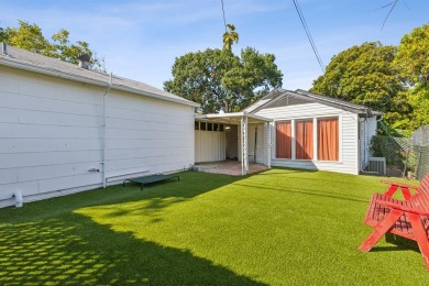 !MOTIVATED SELLER! Make us an offer on this Darling 1944 on Stevens Park Golf Course in Texas - for sale on GolfHomes.com, golf home, golf lot