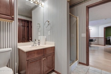 Beautiful 4 bedroom, 3 bath brick home in the heart of Monett on Windmill Ridge Golf Course in Missouri - for sale on GolfHomes.com, golf home, golf lot