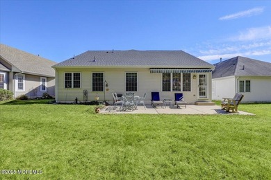 Beautifully maintained with a 4 month young roof! This Stratton on Westlake Golf and Country Club in New Jersey - for sale on GolfHomes.com, golf home, golf lot