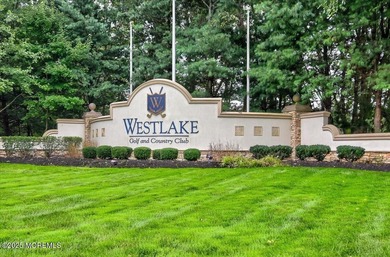 Beautifully maintained with a 4 month young roof! This Stratton on Westlake Golf and Country Club in New Jersey - for sale on GolfHomes.com, golf home, golf lot