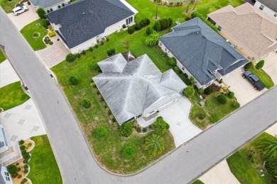 This beautifully maintained 3/2 Jasmine Designer home in the on Pennbrooke Fairways in Florida - for sale on GolfHomes.com, golf home, golf lot