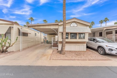 Welcome to simplicity! This remodeled 1988, 1 bed, 1 bath, 400 on Roadhaven Golf Course in Arizona - for sale on GolfHomes.com, golf home, golf lot