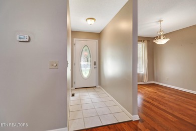 Charming home in the resort community of Fairfield Glade! You'll on Druid Hills Golf Club in Tennessee - for sale on GolfHomes.com, golf home, golf lot