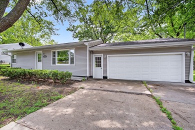 Welcome home! Adorable ranch home across from Blank Park Zoo and on A H Blank Municipal Course in Iowa - for sale on GolfHomes.com, golf home, golf lot