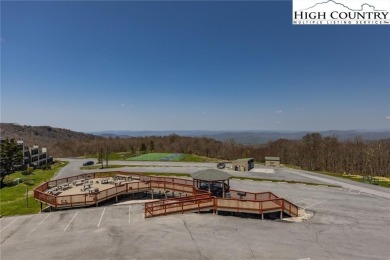 Enjoy long range views from this very affordable turnkey unit on Beech Mountain Club in North Carolina - for sale on GolfHomes.com, golf home, golf lot