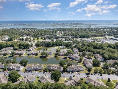 Welcome to this two-bedroom, two-bathroom, condo in the on Wachesaw Plantation East Golf Course in South Carolina - for sale on GolfHomes.com, golf home, golf lot