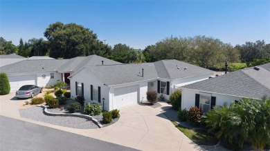 ~NO BOND~ ~2021 ROOF~ ~FURNITURE & GOLF CART PACKAGE SOLD on The Links of Spruce Creek in Florida - for sale on GolfHomes.com, golf home, golf lot