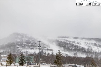 Enjoy long range views from this very affordable turnkey unit on Beech Mountain Club in North Carolina - for sale on GolfHomes.com, golf home, golf lot