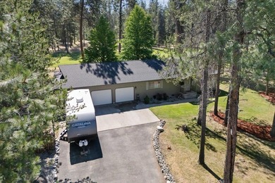 Welcome to the beautiful Chewelah Golf Course! This 2 bedroom on Chewelah Golf and Country Club - Chewelah 1 in Washington - for sale on GolfHomes.com, golf home, golf lot