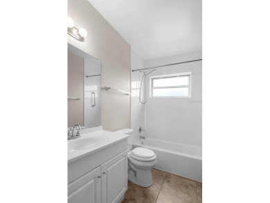 NO HOA** GENERATOR HOOKUP**  This well maintained 2-bedroom on North Lakes Golf Course in Florida - for sale on GolfHomes.com, golf home, golf lot