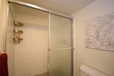 Top-Floor Gem Priced to Sell!
This partially updated top-floor on Oaks Country Club in Florida - for sale on GolfHomes.com, golf home, golf lot