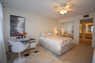 Top-Floor Gem Priced to Sell!
This partially updated top-floor on Oaks Country Club in Florida - for sale on GolfHomes.com, golf home, golf lot