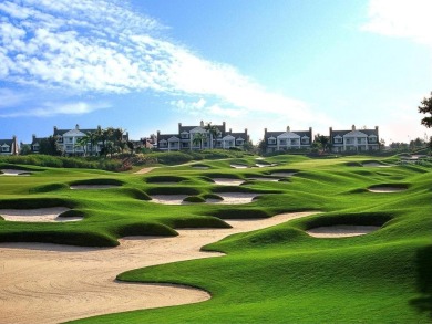 One or more photo(s) has been virtually staged. This Townhome on Reunion Resort Golf Course in Florida - for sale on GolfHomes.com, golf home, golf lot