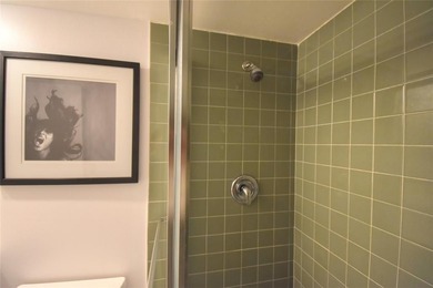 Top-Floor Gem Priced to Sell!
This partially updated top-floor on Oaks Country Club in Florida - for sale on GolfHomes.com, golf home, golf lot