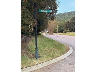 Charming 2BR/2BA  Brick  townhome in the Beautiful Black Creek on Black Creek Club in Tennessee - for sale on GolfHomes.com, golf home, golf lot