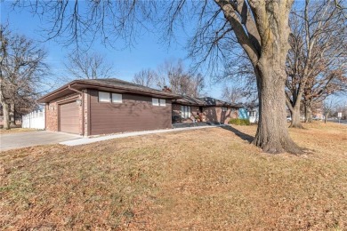 **Charming Ranch Home with Modern Updates and Prime Location**  
 on Cameron Memorial Golf Course in Missouri - for sale on GolfHomes.com, golf home, golf lot