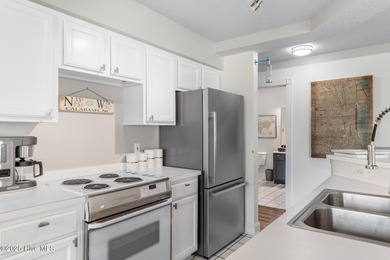 Bright and Beautiful Condo in Brunswick Plantation! Discover on Brunswick Plantation and Golf Resorts in North Carolina - for sale on GolfHomes.com, golf home, golf lot