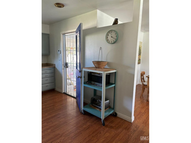 Beautiful 2 bedroom home on Sundale Golf Course with community on Sundale Country Club in California - for sale on GolfHomes.com, golf home, golf lot