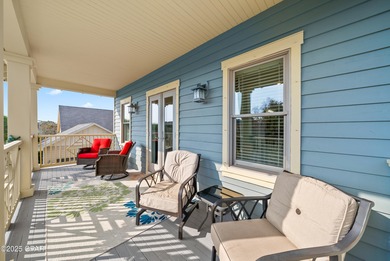 Beautiful home located in the highly sought after community of on Holiday Golf Club in Florida - for sale on GolfHomes.com, golf home, golf lot