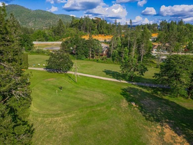 Live the Golf Course Lifestyle!Have you ever dreamed of living on Illinois Valley Golf Course in Oregon - for sale on GolfHomes.com, golf home, golf lot