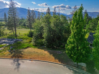 Live the Golf Course Lifestyle!Have you ever dreamed of living on Illinois Valley Golf Course in Oregon - for sale on GolfHomes.com, golf home, golf lot