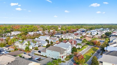 Beautiful home located in the highly sought after community of on Holiday Golf Club in Florida - for sale on GolfHomes.com, golf home, golf lot