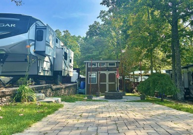 Both 9181 and 9183 Cherokee Trail are included in this on Lake Tansi Village Country Club in Tennessee - for sale on GolfHomes.com, golf home, golf lot