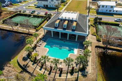 Beautiful home located in the highly sought after community of on Holiday Golf Club in Florida - for sale on GolfHomes.com, golf home, golf lot