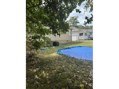 Welcome to 5611 Old Mission Rd! This 3-bedroom, 1.5-bath home on Brainerd Golf Course in Tennessee - for sale on GolfHomes.com, golf home, golf lot
