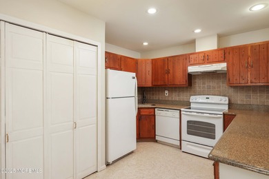 Spectacular Shadow Lake Village. The only adult community in on Shadow Lake Village in New Jersey - for sale on GolfHomes.com, golf home, golf lot