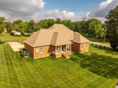Ready for luxury living in this beautifully maintained 5-bedroom on Country Club of Paducah in Kentucky - for sale on GolfHomes.com, golf home, golf lot
