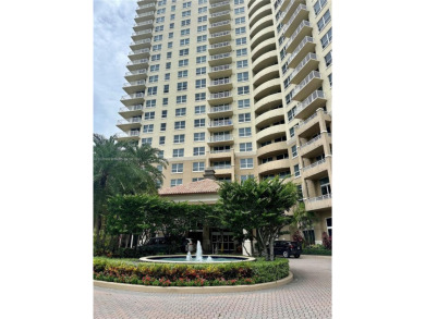 Spectacular 2BD/2BA Condo at Turnberry on the Green - Aventura's on Turnberry Isle Resort and Club in Florida - for sale on GolfHomes.com, golf home, golf lot
