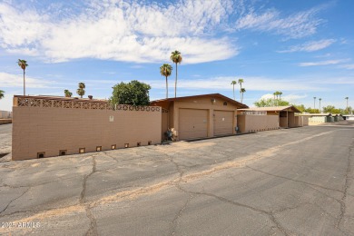 Welcome to this move-in-ready 2-bedroom, 2-bath end unit condo on Sun City Lakes West and East in Arizona - for sale on GolfHomes.com, golf home, golf lot