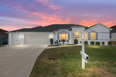 Golfer's Dream!  Welcome to luxury living in the desirable Ocala on Ocala Palms Golf and Country Club in Florida - for sale on GolfHomes.com, golf home, golf lot