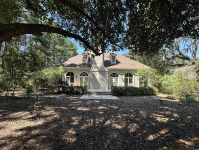 DeBordieu Colony - This stately 3-bedroom, 3.5-bath beautiful on DeBordieu Country Club in South Carolina - for sale on GolfHomes.com, golf home, golf lot