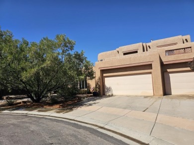 Wonderful 4 bedroom, 3 bath Scott Patrick home on cul-de-sac on Desert Greens Golf Course in New Mexico - for sale on GolfHomes.com, golf home, golf lot