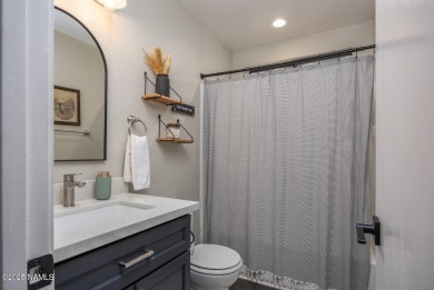 Welcome to this well-cared-for single level home perfectly on Pinewood Country Club in Arizona - for sale on GolfHomes.com, golf home, golf lot