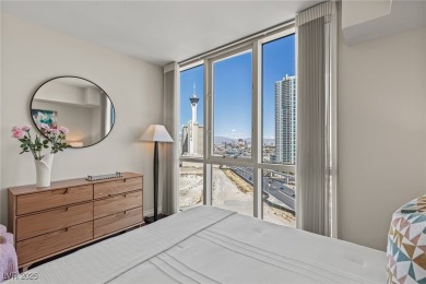 Welcome to luxury high-rise living in the heart of Las Vegas! on Las Vegas Country Club in Nevada - for sale on GolfHomes.com, golf home, golf lot