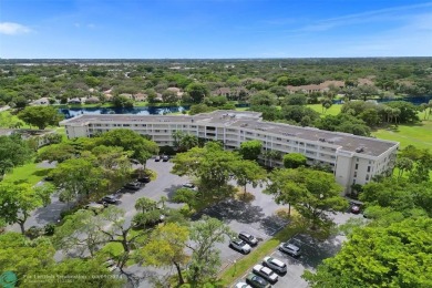 Paradise awaits, with the best tranquil views of golf course and on Oaks Country Club in Florida - for sale on GolfHomes.com, golf home, golf lot