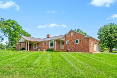 Prime location located on the golf course! This beautiful and on Hopkinsville Golf and Country Club in Tennessee - for sale on GolfHomes.com, golf home, golf lot