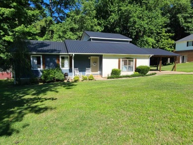 Listed at $244,900 1252 Wade Ave. in Piggott, AR is a beautiful on Sugar Creek Country Club in Arkansas - for sale on GolfHomes.com, golf home, golf lot