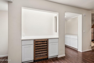 Single-level, move-in ready Townhouse with desirable split floor on McCormick Ranch Golf Club in Arizona - for sale on GolfHomes.com, golf home, golf lot
