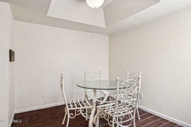 Single-level, move-in ready Townhouse with desirable split floor on McCormick Ranch Golf Club in Arizona - for sale on GolfHomes.com, golf home, golf lot
