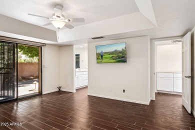 Single-level, move-in ready Townhouse with desirable split floor on McCormick Ranch Golf Club in Arizona - for sale on GolfHomes.com, golf home, golf lot