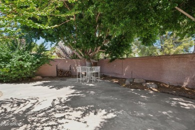Single-level, move-in ready Townhouse with desirable split floor on McCormick Ranch Golf Club in Arizona - for sale on GolfHomes.com, golf home, golf lot