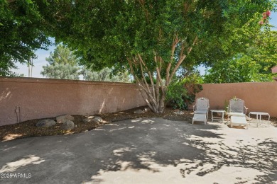 Single-level, move-in ready Townhouse with desirable split floor on McCormick Ranch Golf Club in Arizona - for sale on GolfHomes.com, golf home, golf lot